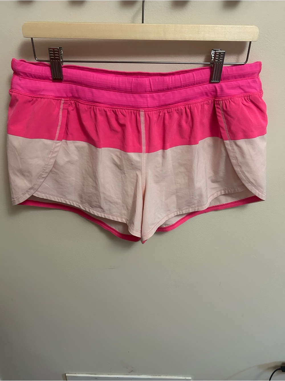 lululemon athletica Two-Tone Hot Pink and Light Pink Athletic Shorts